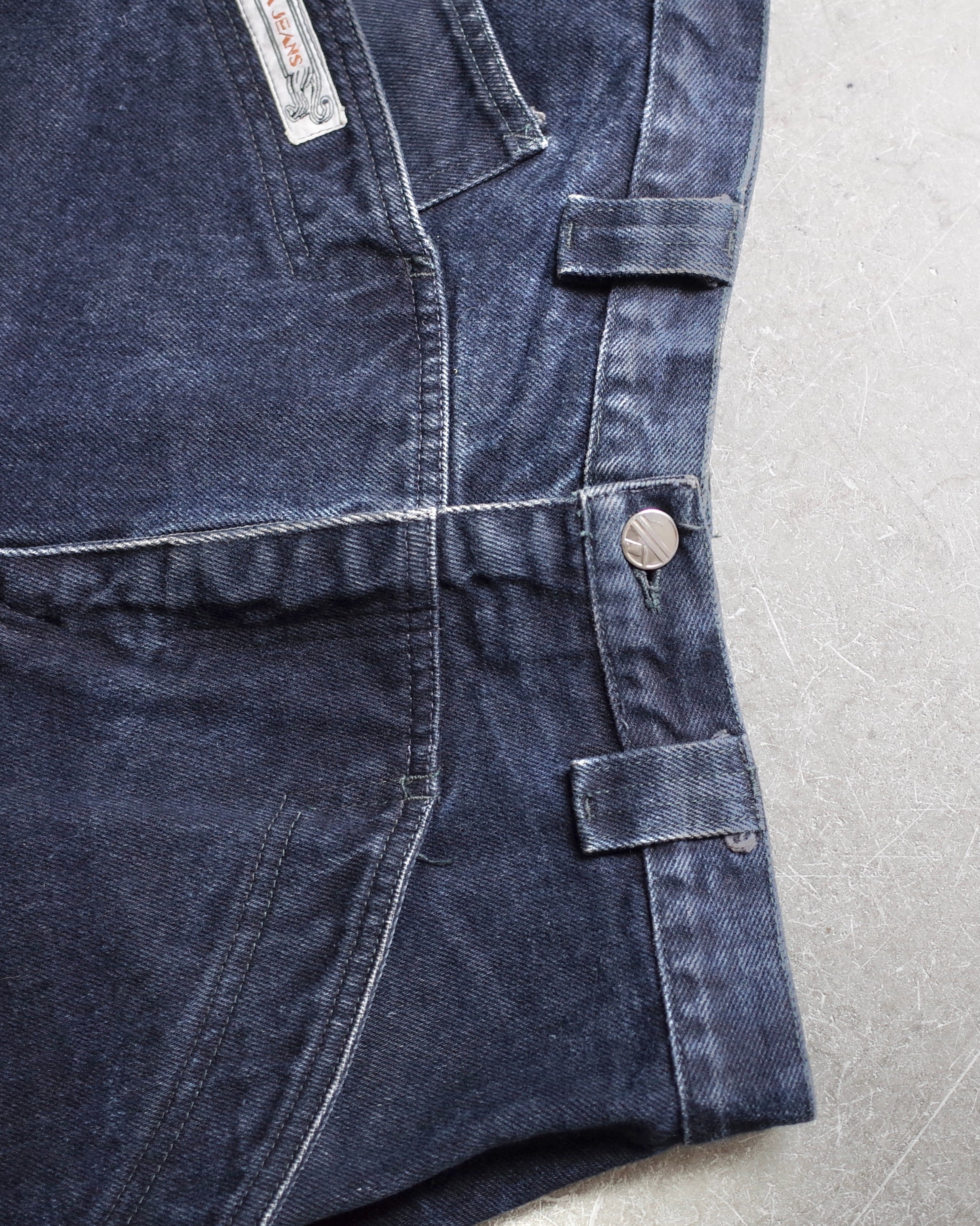 Used  / KRIZIA JEANS