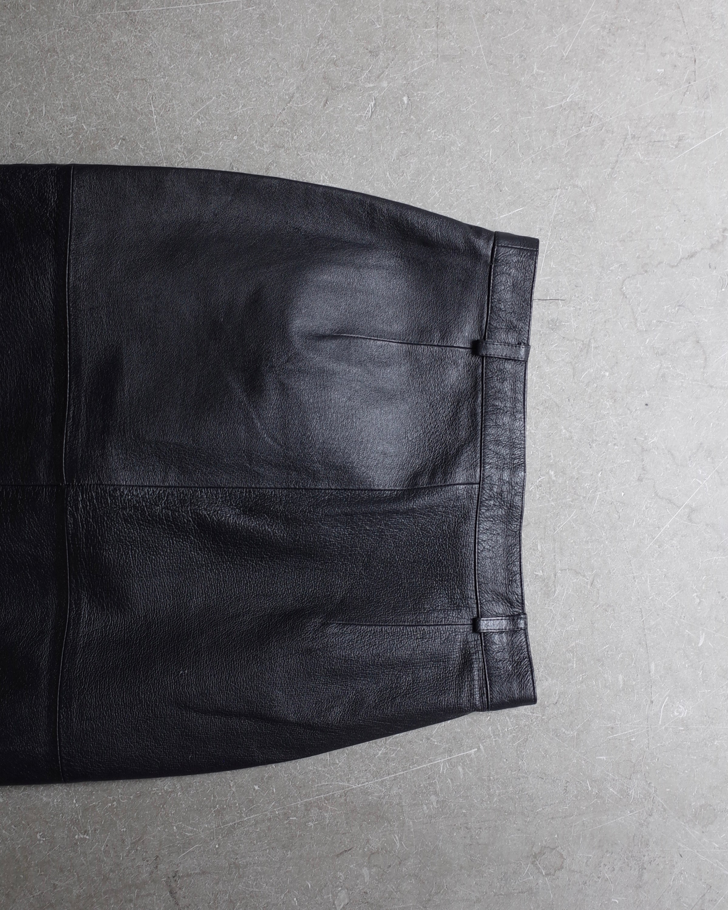 Used  / LEATHER SKIRT