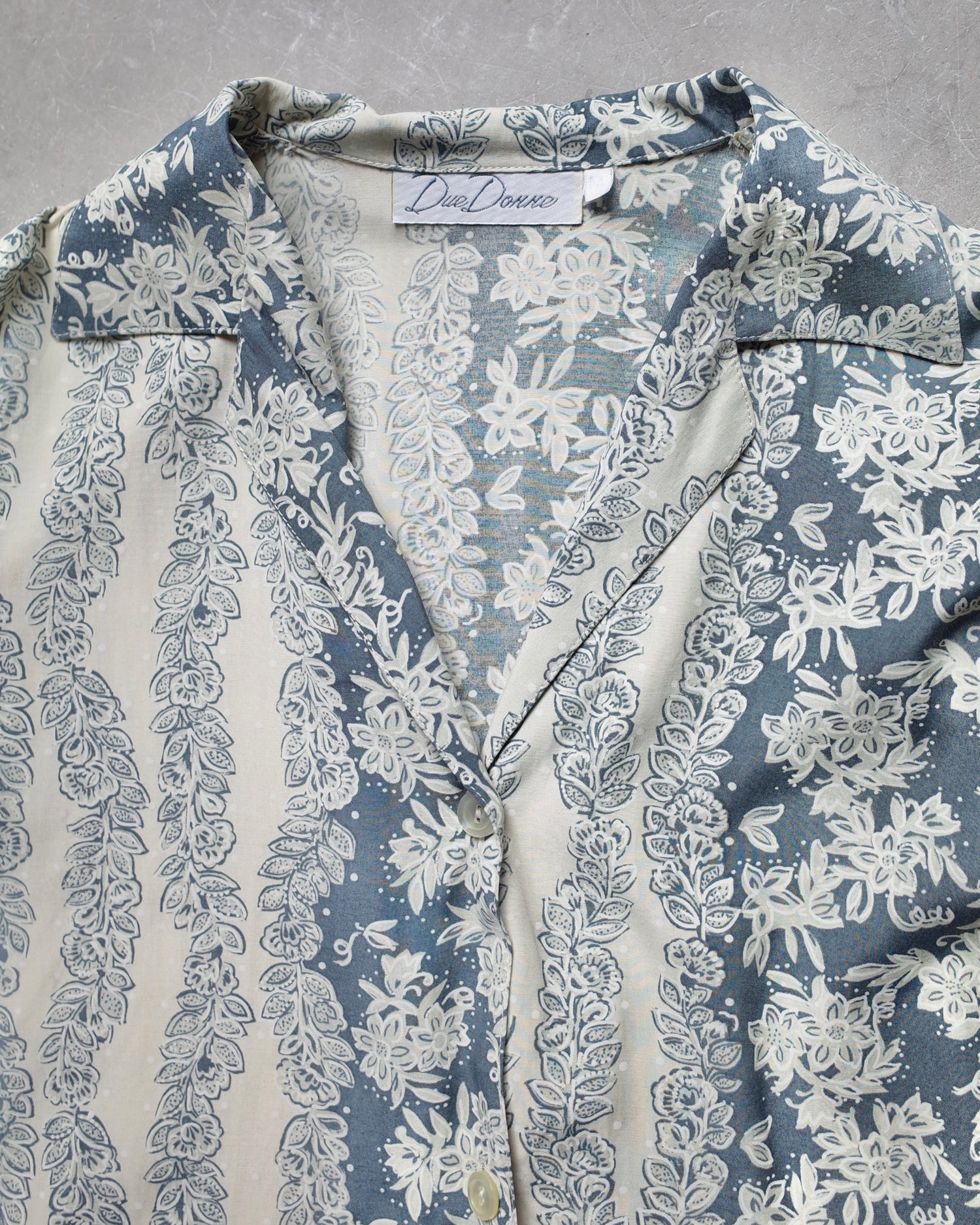 Used / HALF SLEEVE SHIRT