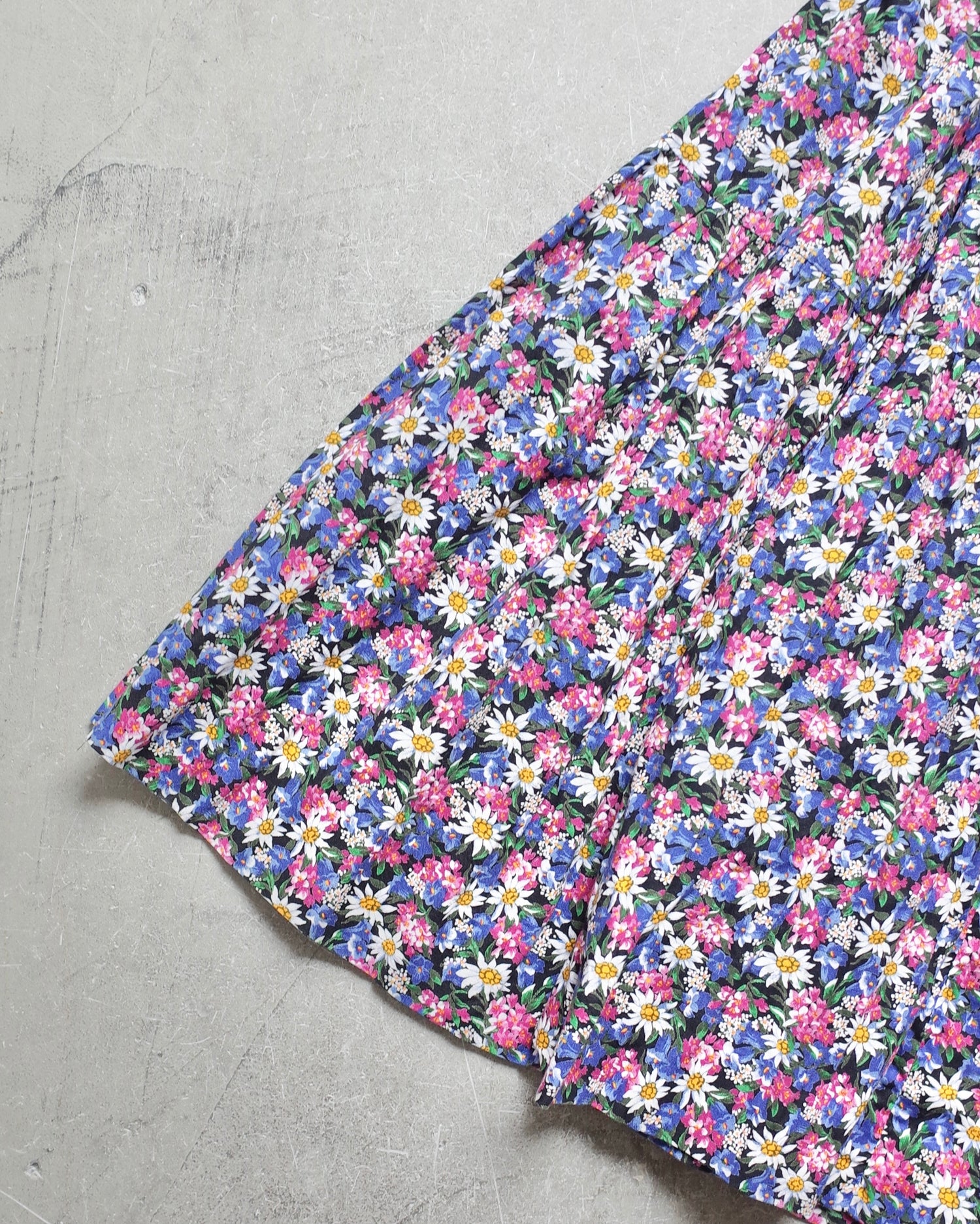 Used / LONG FLARE SKIRT
