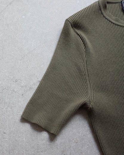 BASIC RIBBED SHORT SLEEVE PULLOVER