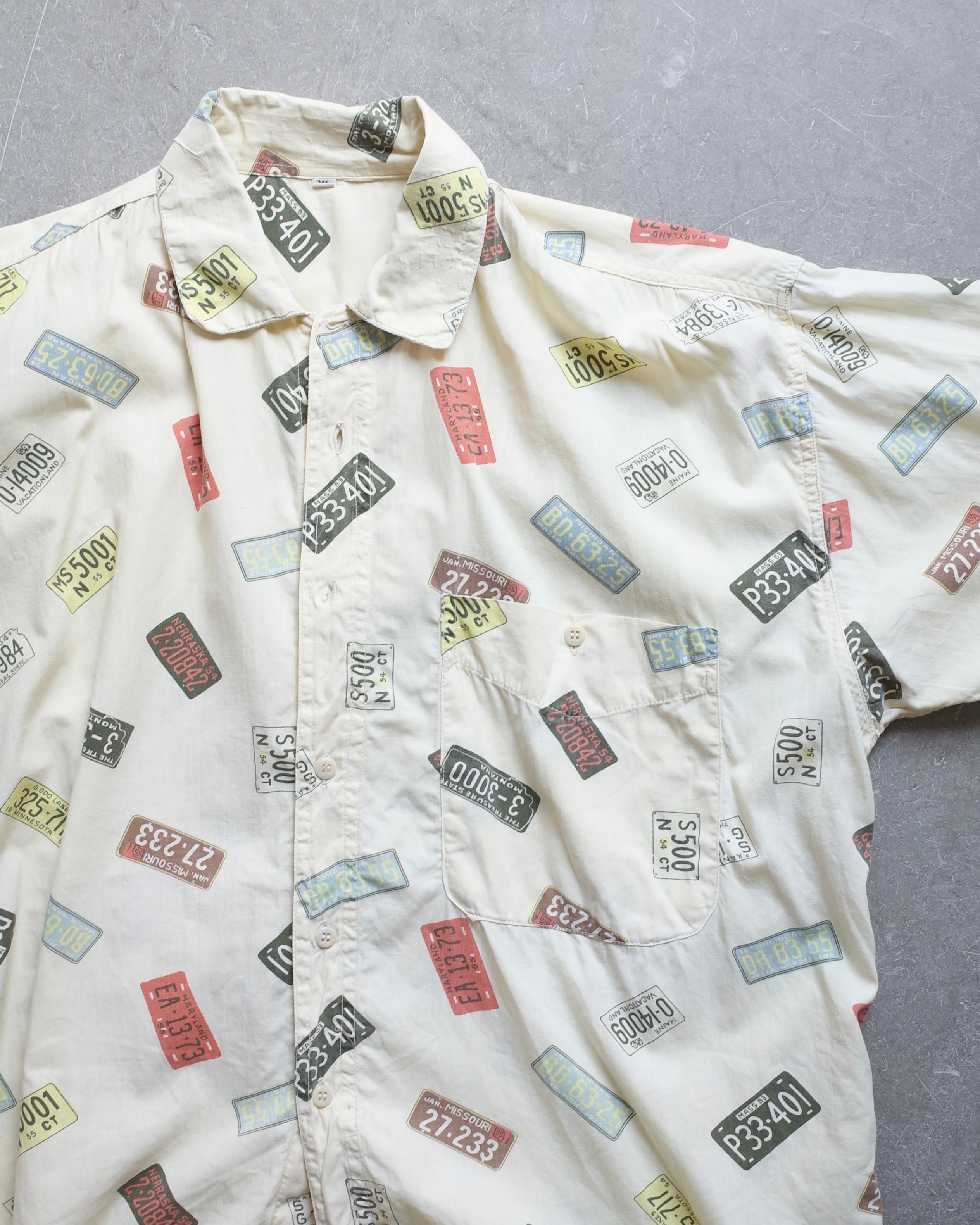 Used / HALF SLEEVE SHIRT