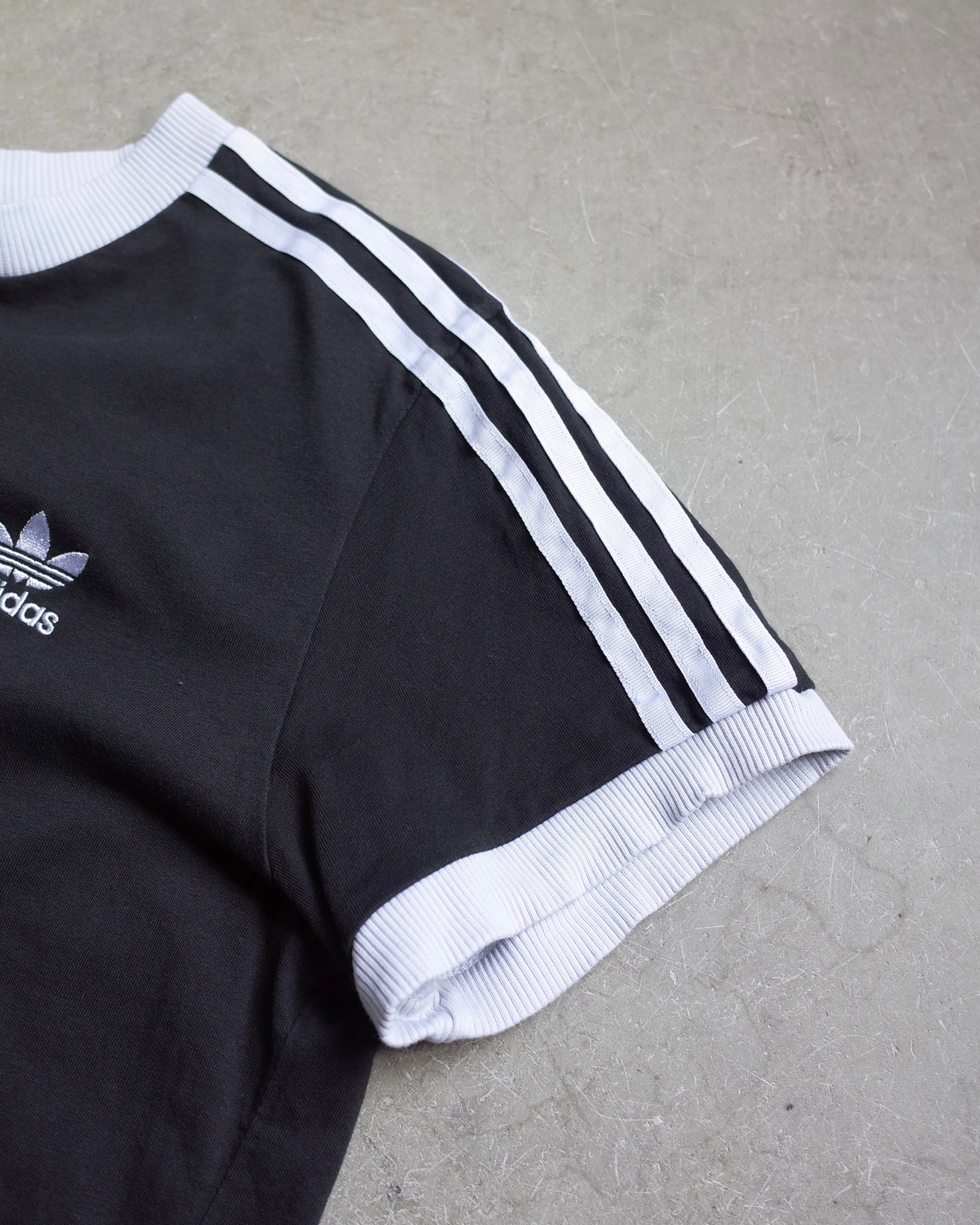 Used / adidas T-SHIRT