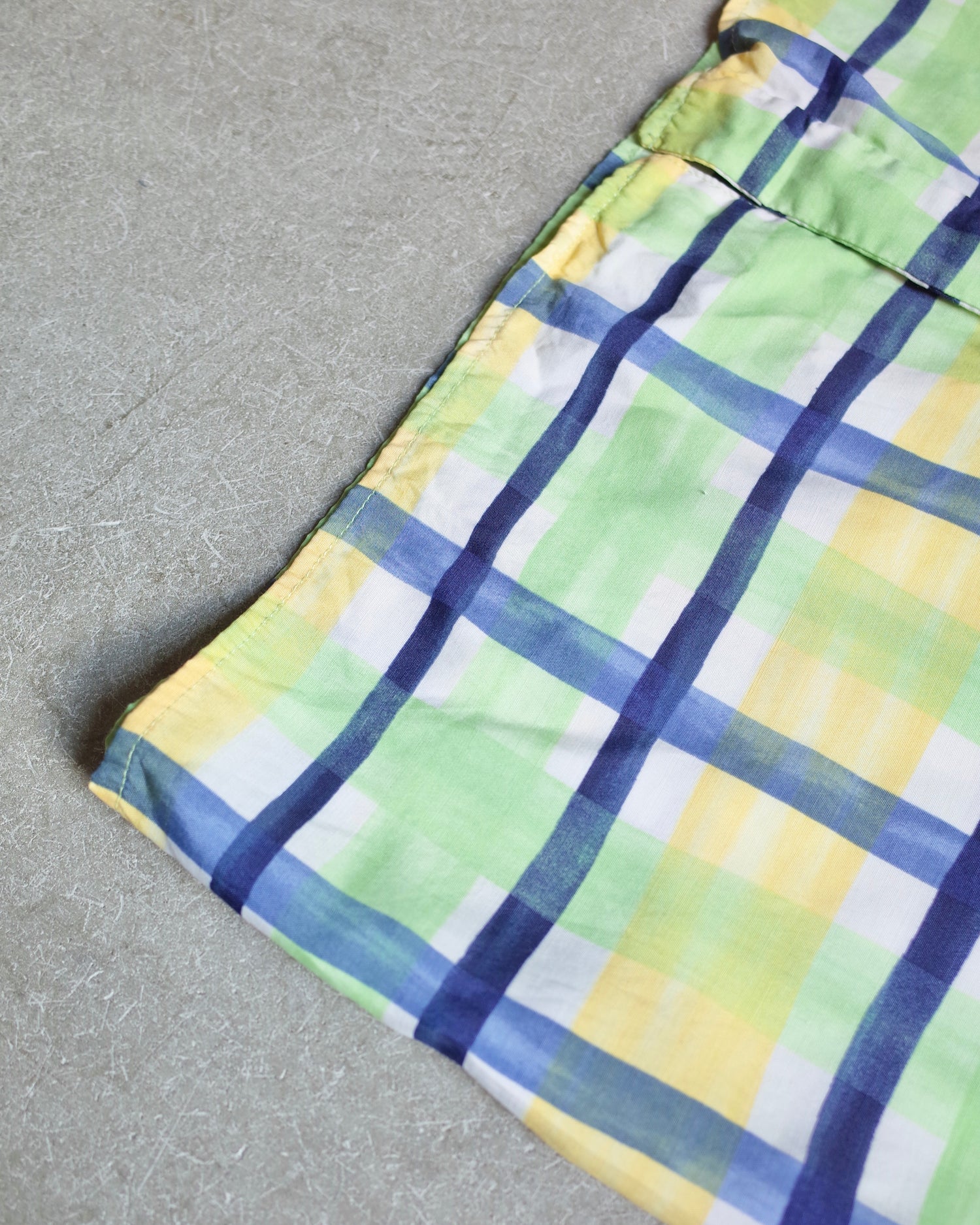 Used / SLEEVELESS SHIRT