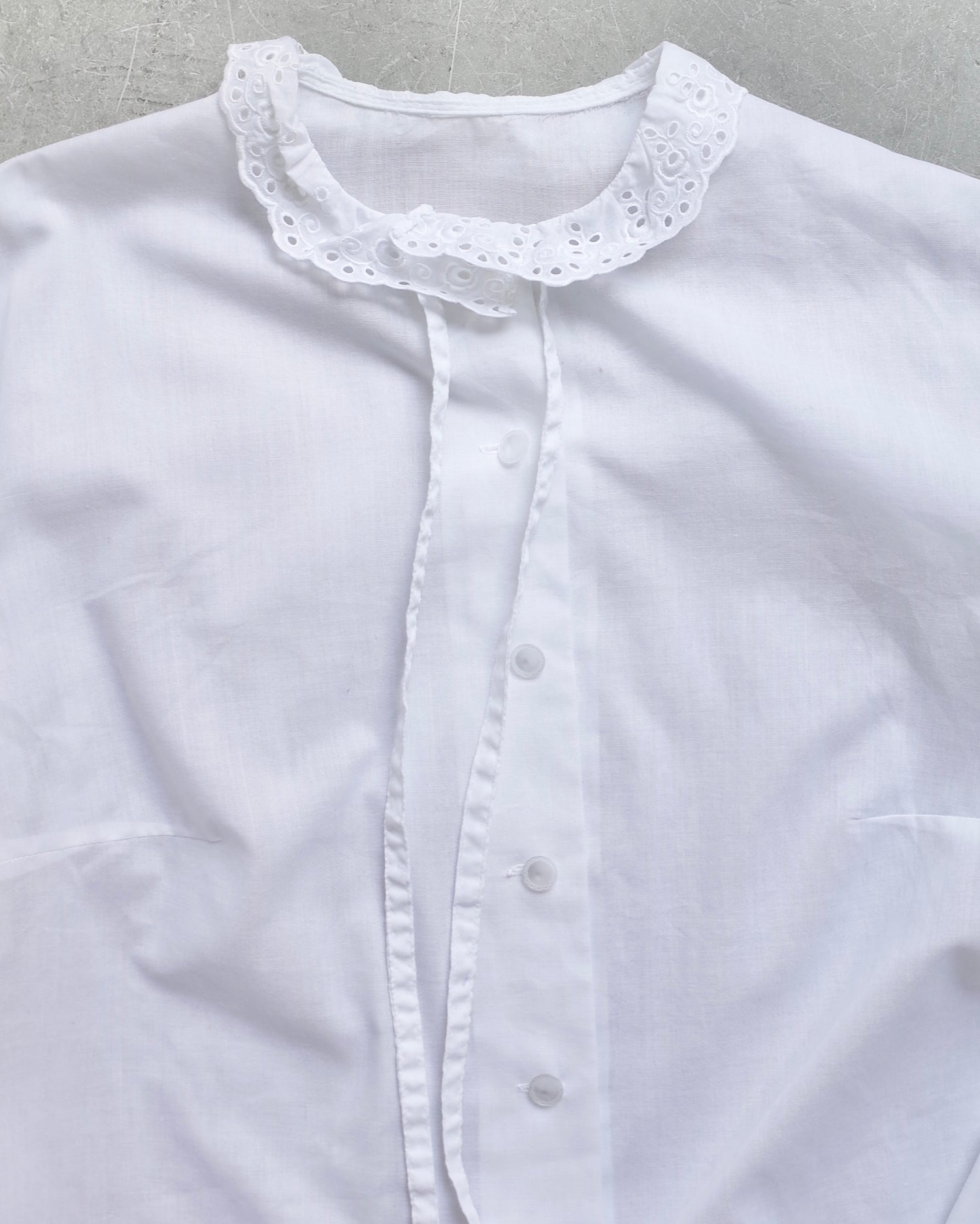 Used / COTTON LACE BLOUSE