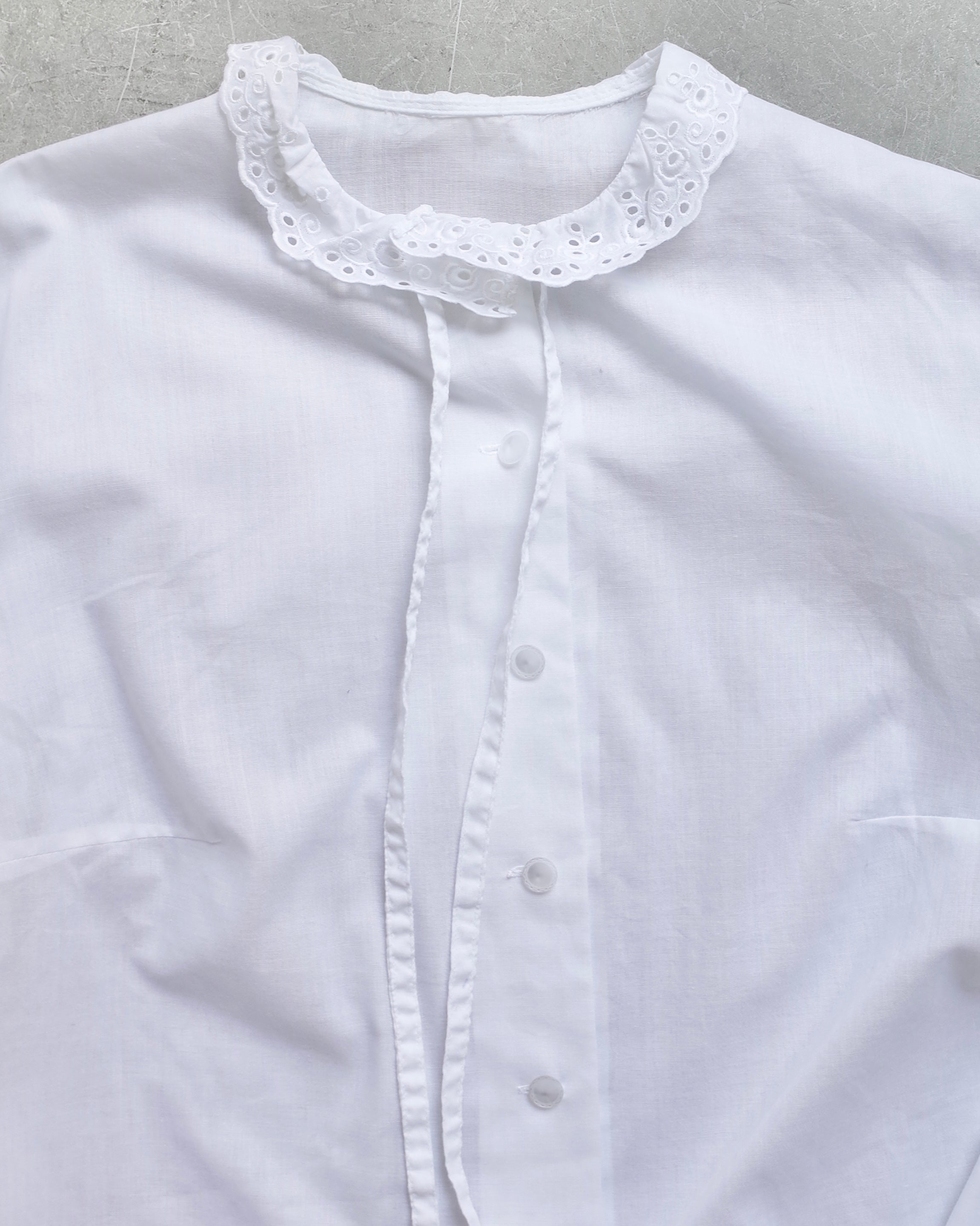 Used / COTTON LACE BLOUSE