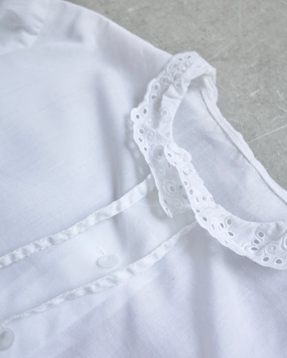 Used / COTTON LACE BLOUSE