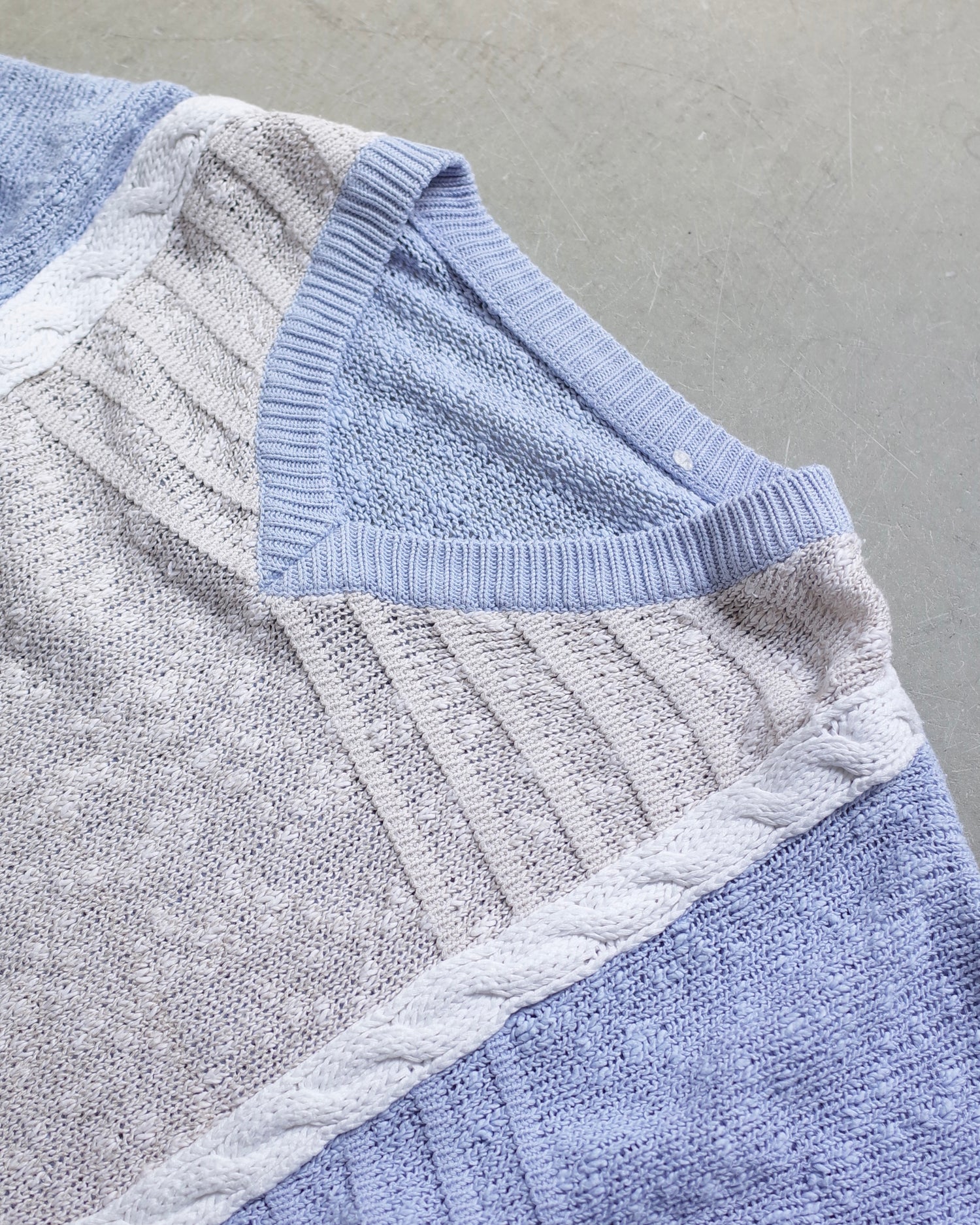 Used / V NECK KNIT PULLOVER