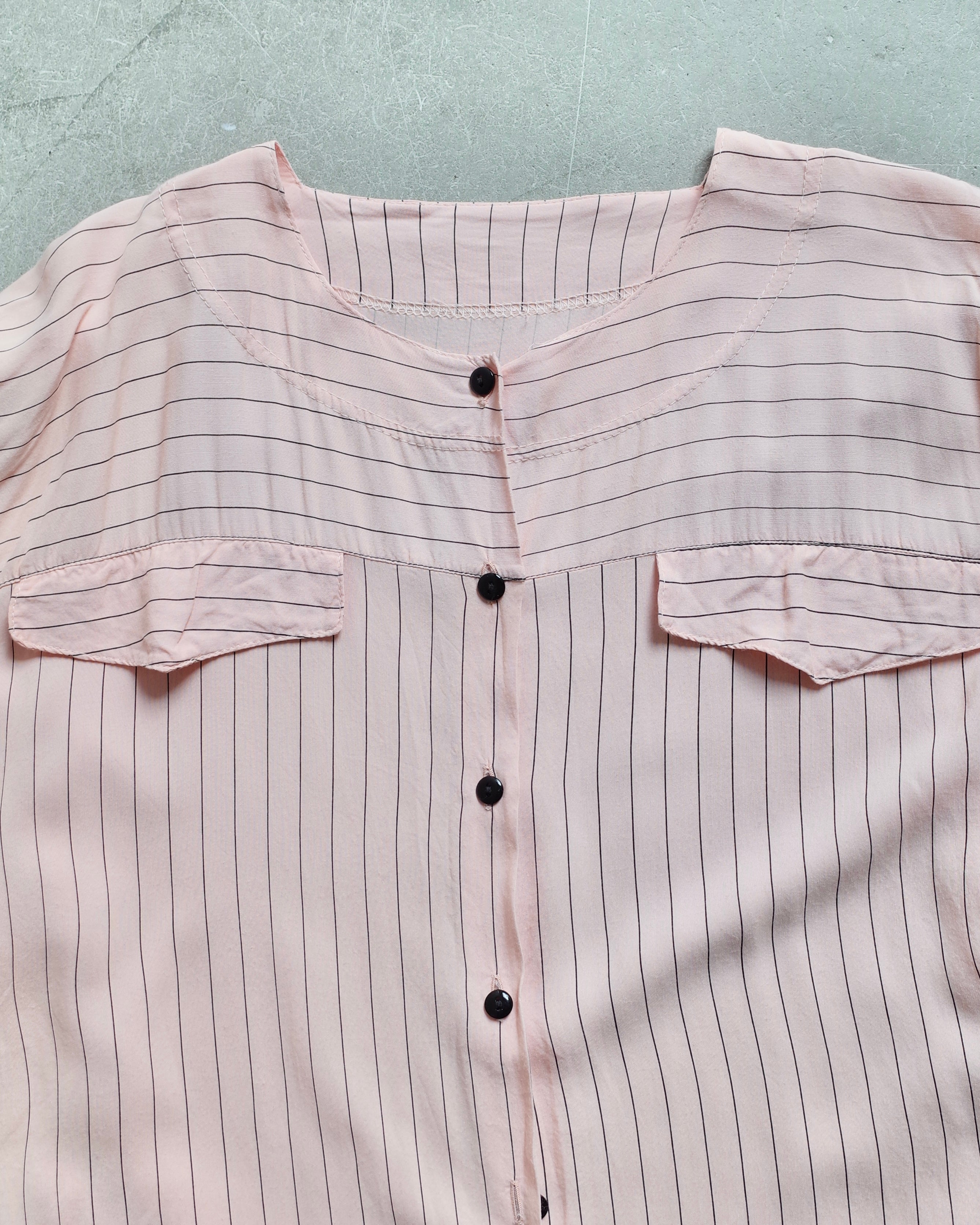 Used / NOCOLLAR STRIPE SHIRT
