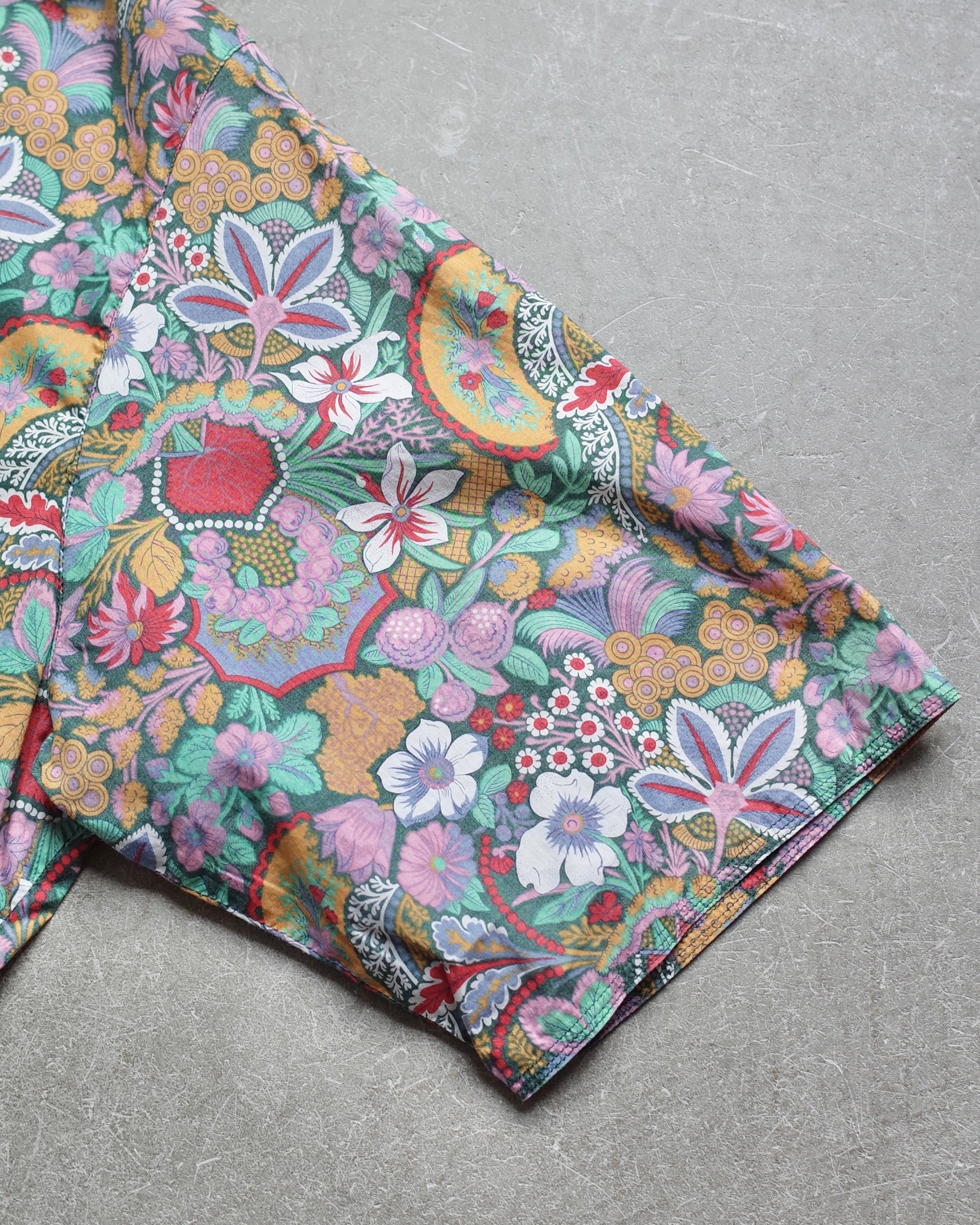 Used / HALF SLEEVE PAISLEY SHIRT