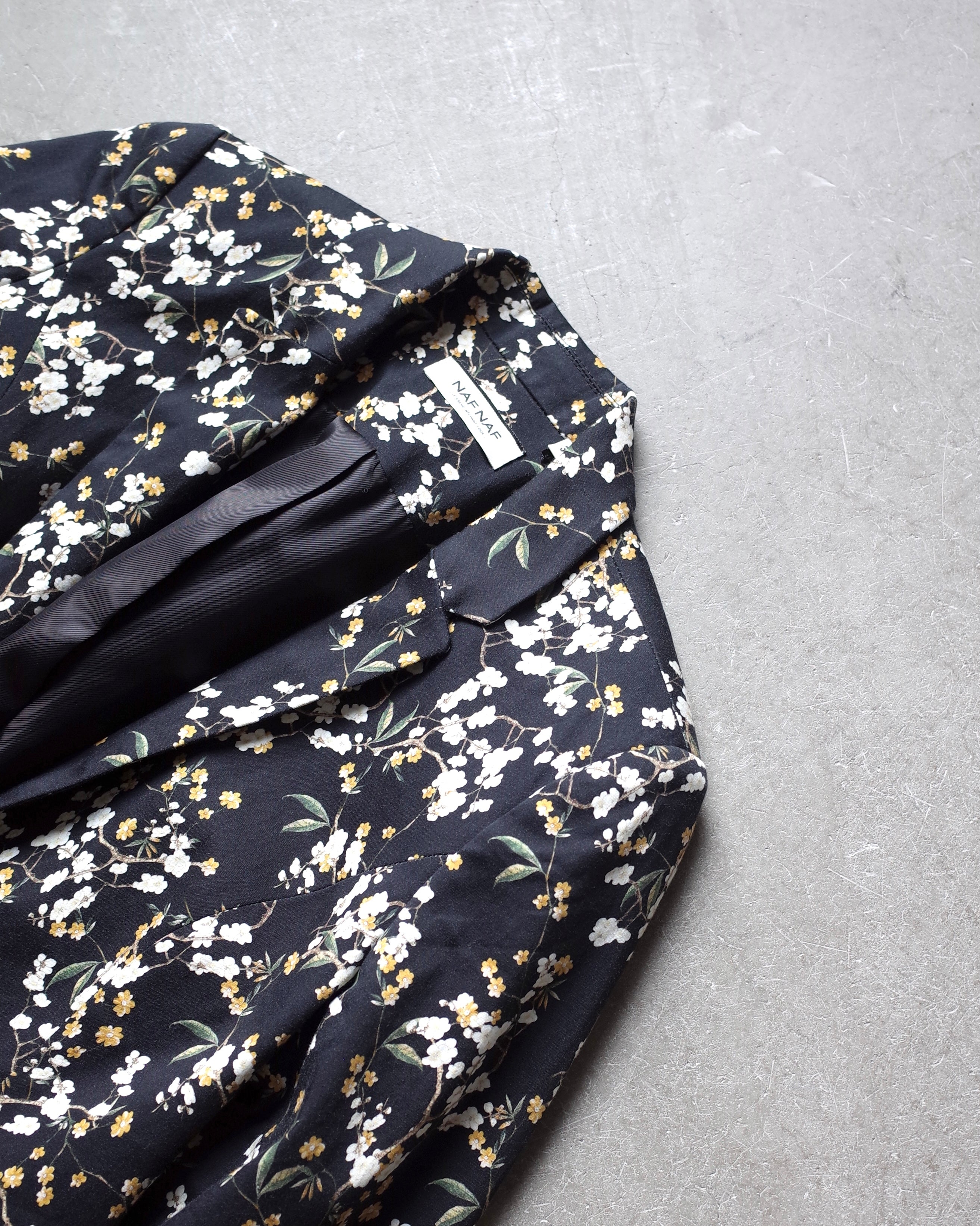 Used / TAILORED JACKET