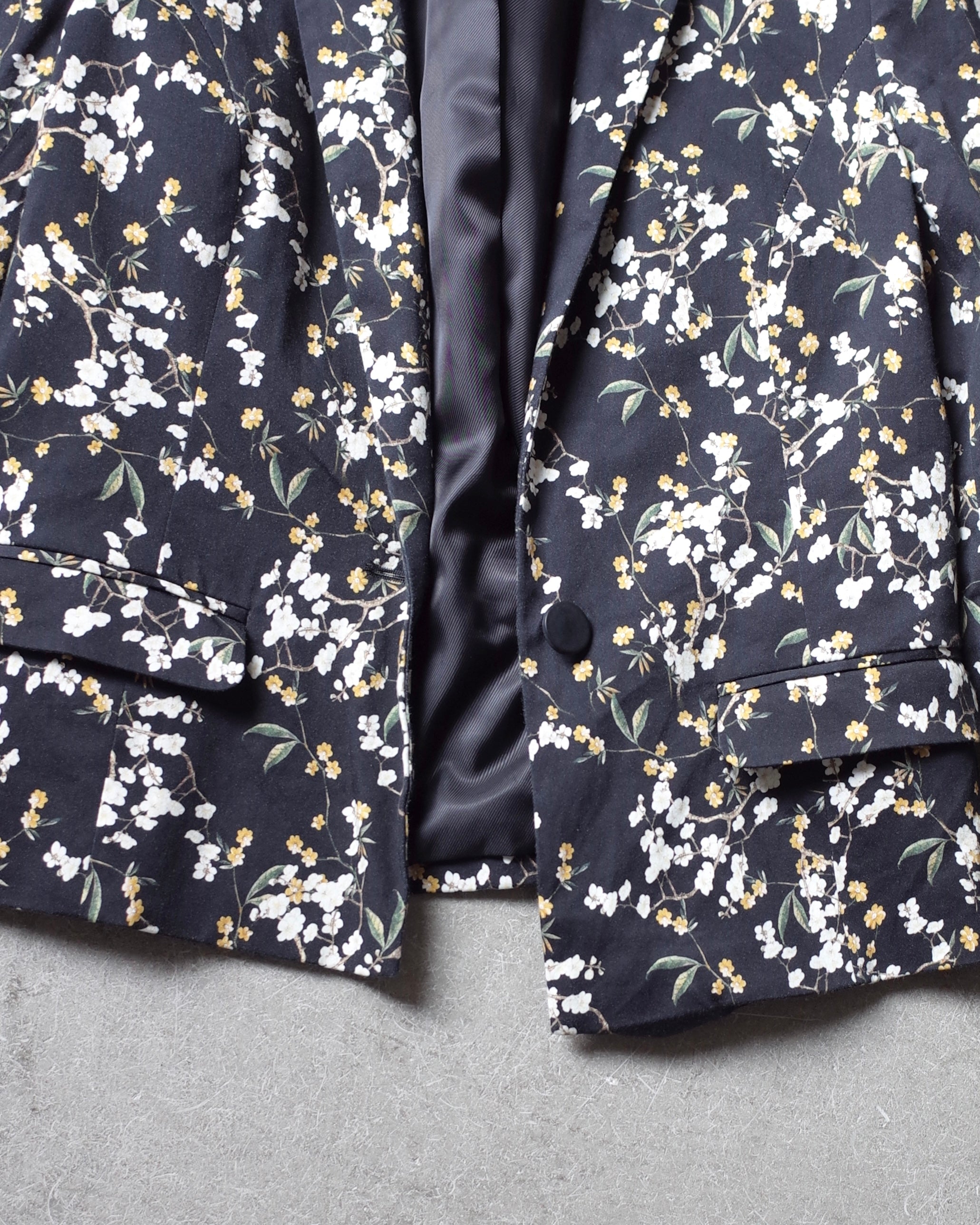 Used / TAILORED JACKET
