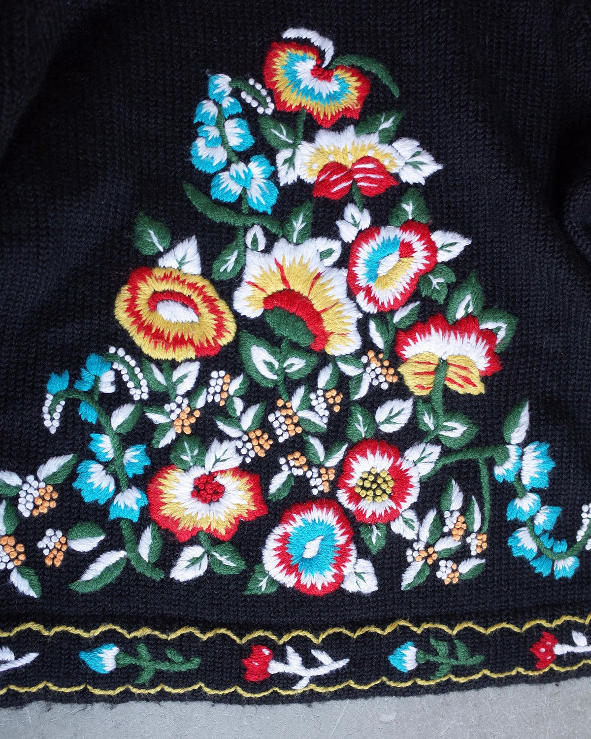 Used / KNIT CARDIGAN