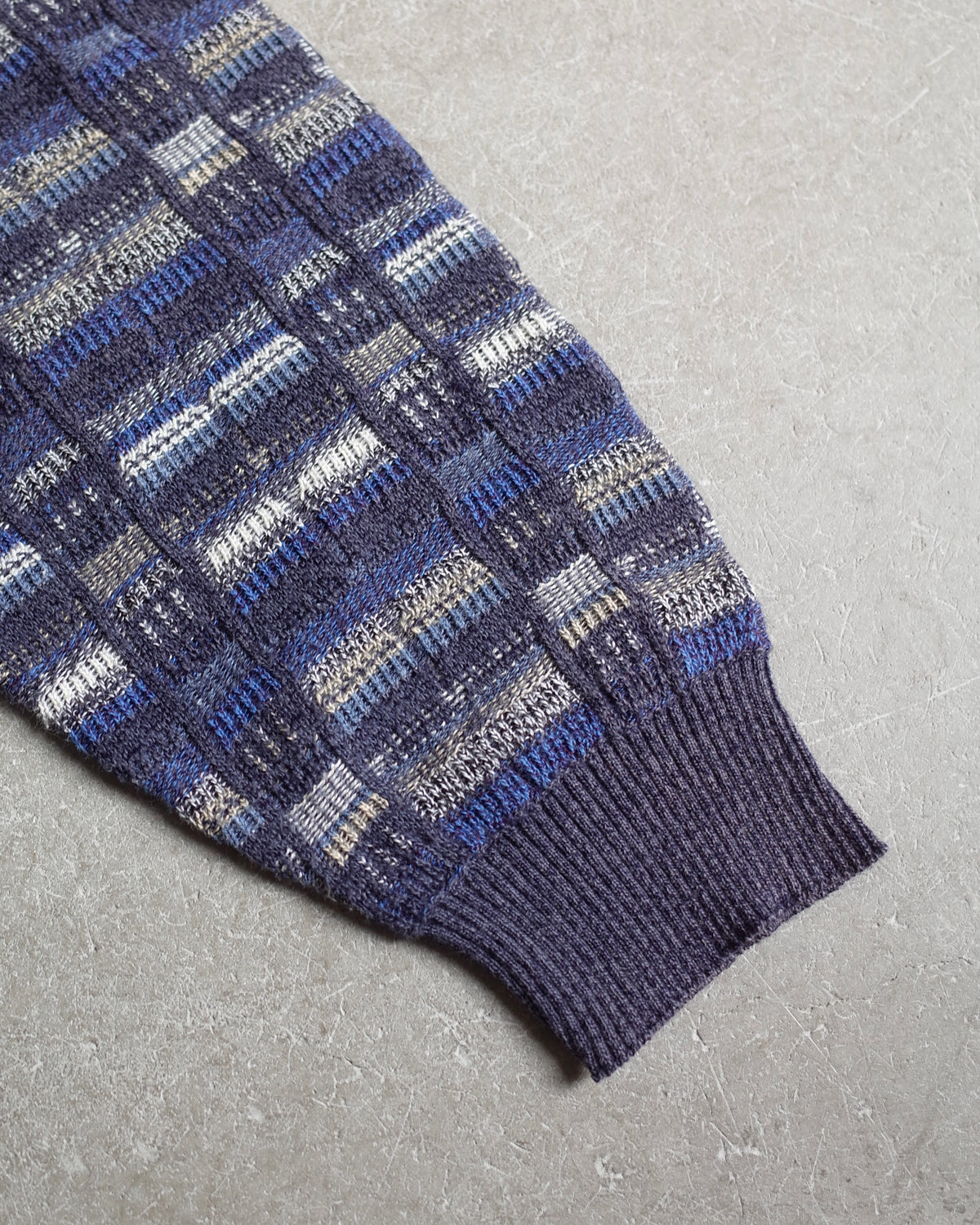 Used / VNECK CARDIGAN