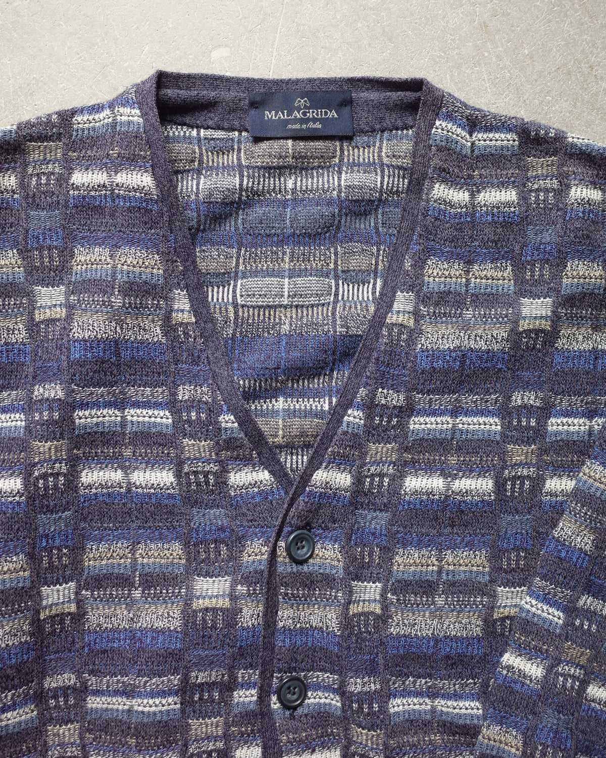 Used / VNECK CARDIGAN