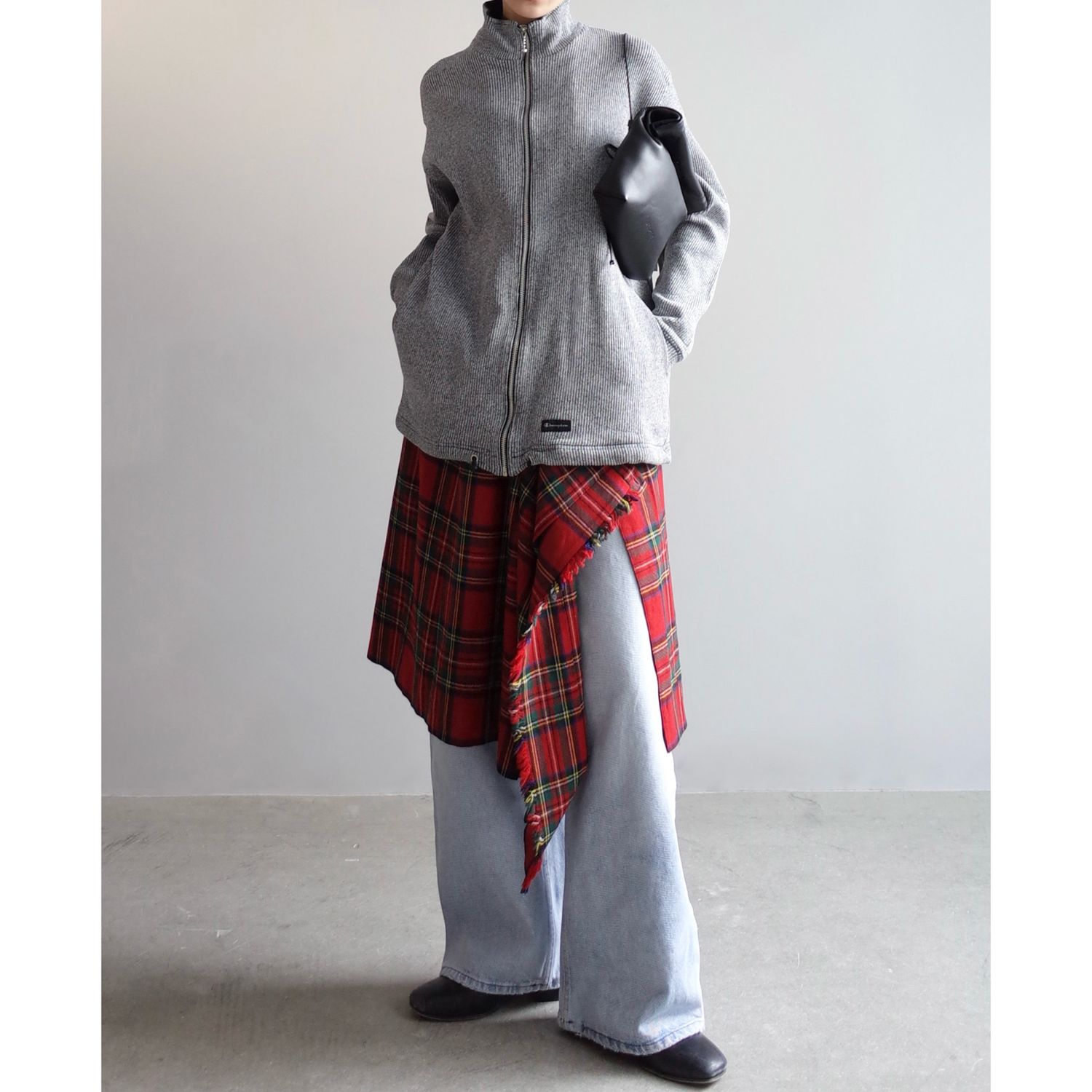 Used / champion ZIP TOPS