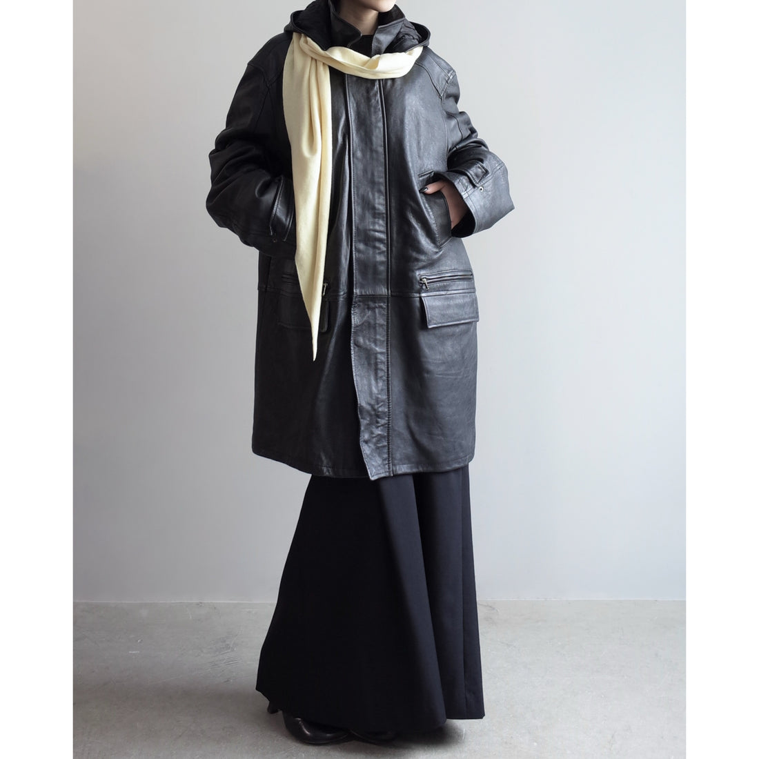 Used / HOODIED LEATHER JACKET