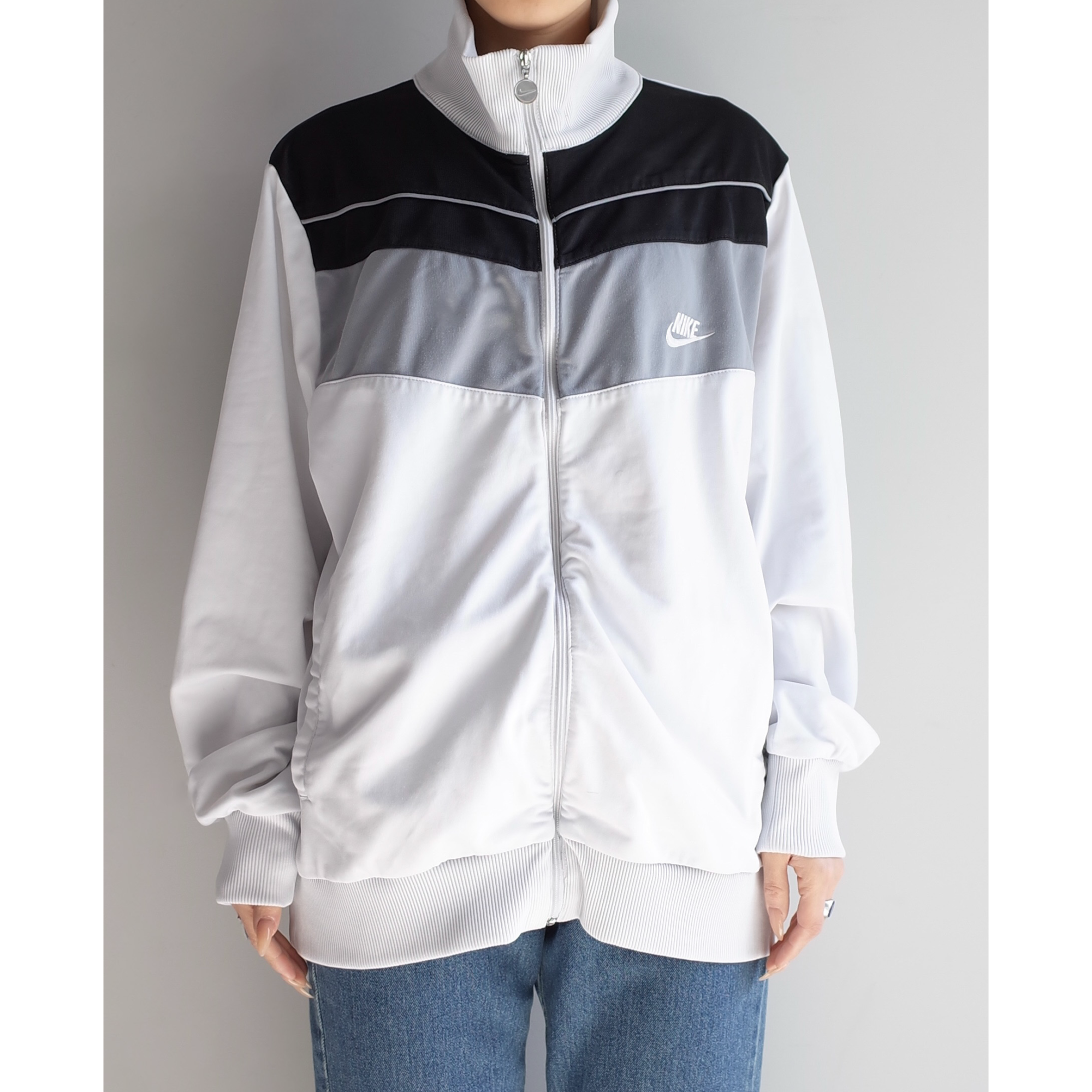 Used / NIKE TRACK JACKET
