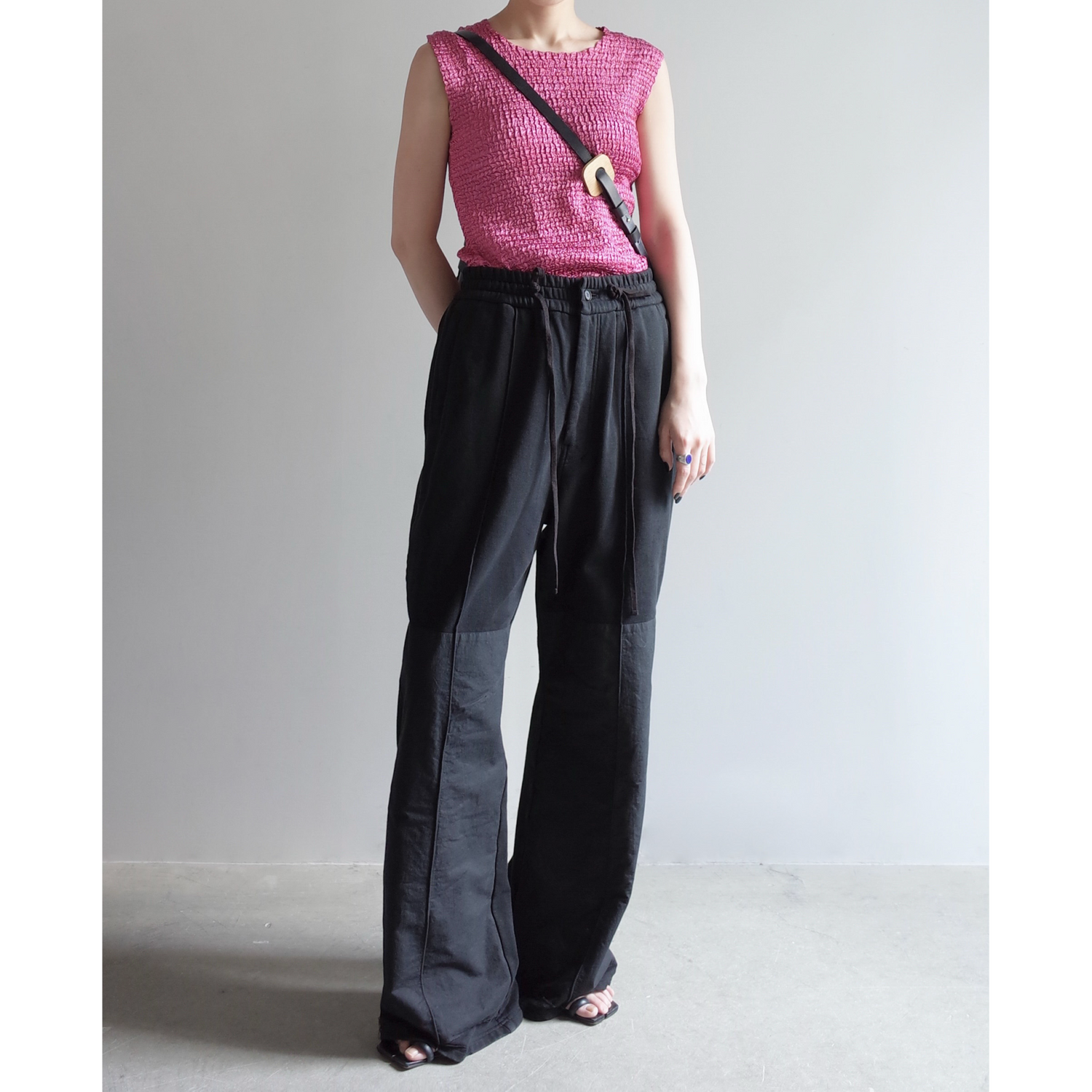 Used / PLEATS VEST