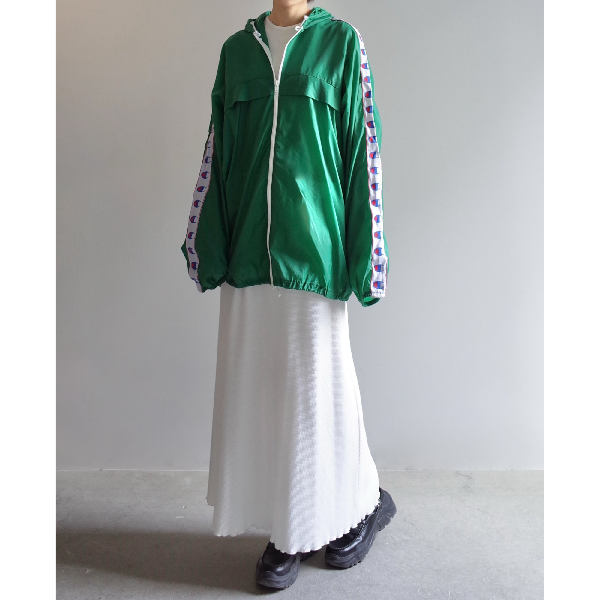 ★Used / Champion NYLON JACKET