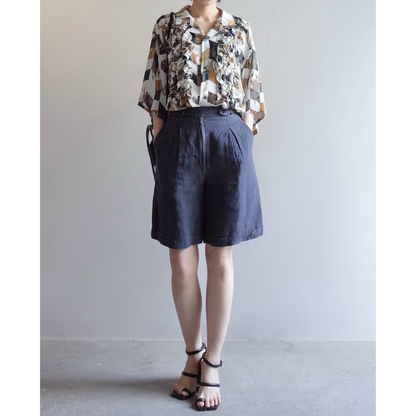 Used  / ARMANI JEANS LINEN GURKHA SHORTS