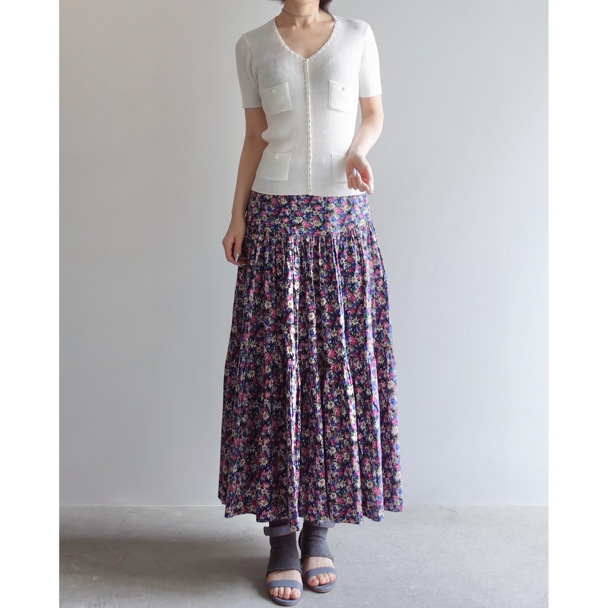 Used / LONG FLARE SKIRT