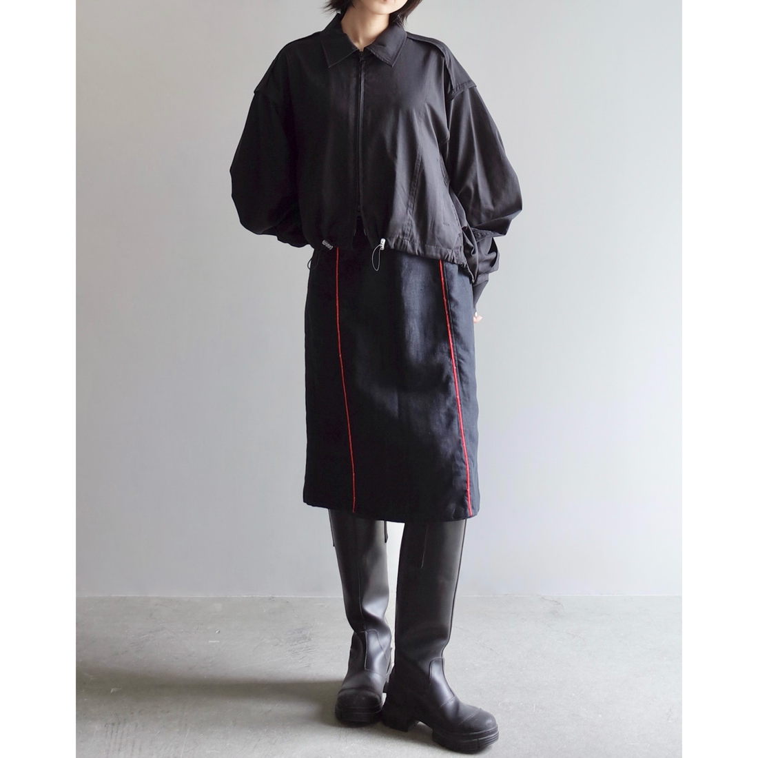 Used / MIDI LINEN SKIRT
