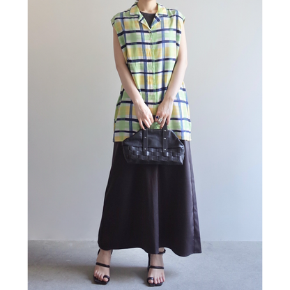 Used / SLEEVELESS SHIRT