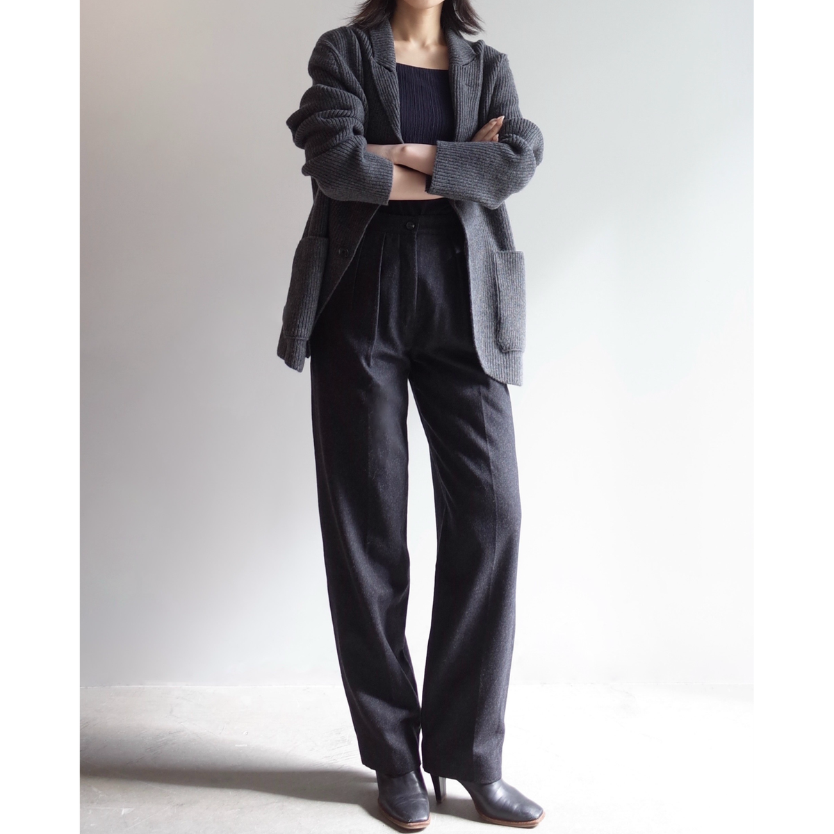 Used / WOOL TAPERED PANTS