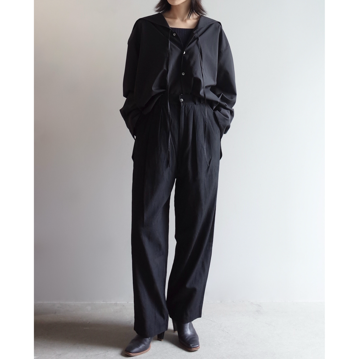 Used / WOOL TAPERED PANTS
